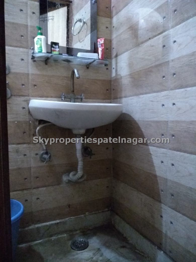 Pg Flats for Rent in Ram Manohar Lohia Hospital President's Estate Delhi