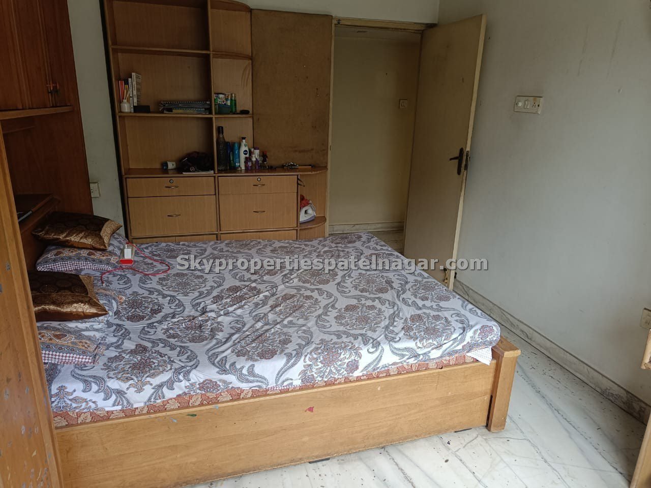 Single Room For Rent In South Patel Nagar Delhi
