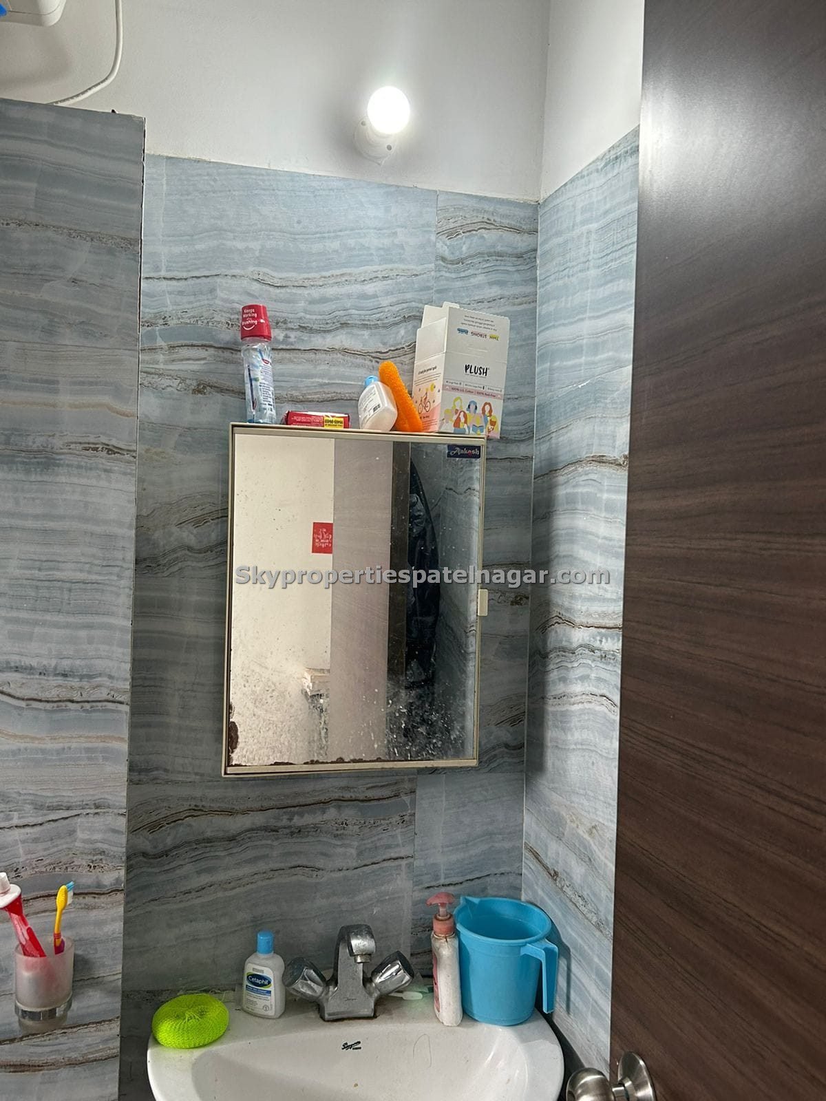 Single Room Apartment For Rent 600 Sq Ft In Patel Nagar Delhi