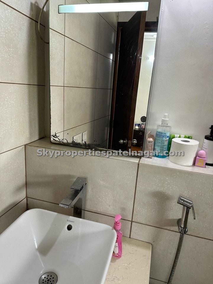 2 Bhk Near Pusa Road Delhi