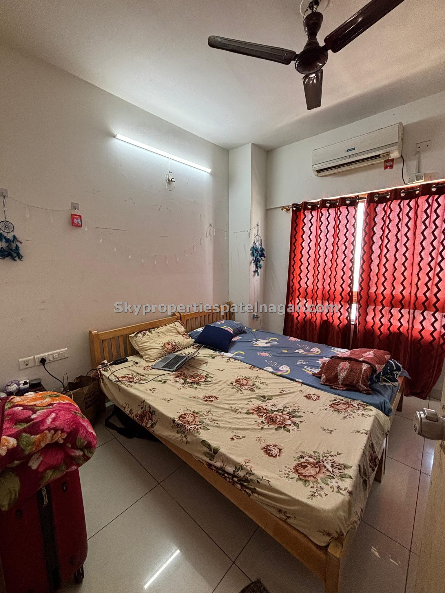 Single Room Flat for Rent Near Patel Nagar Delhi