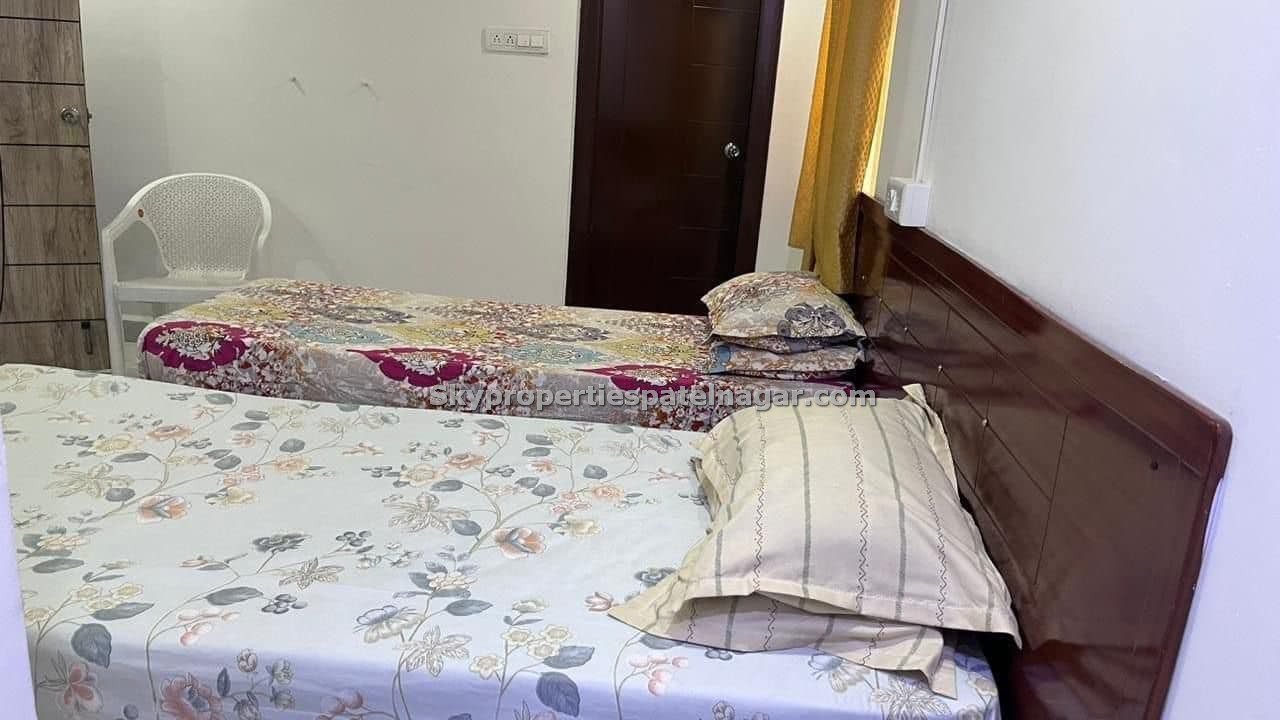 Pg Near West Patel Nagar Delhi