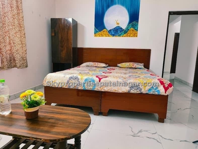 Pg Near West Patel Nagar Delhi