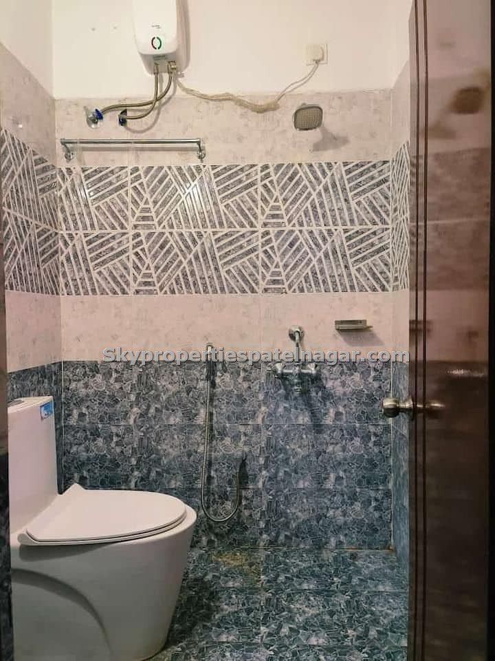 Pg Near West Patel Nagar Delhi