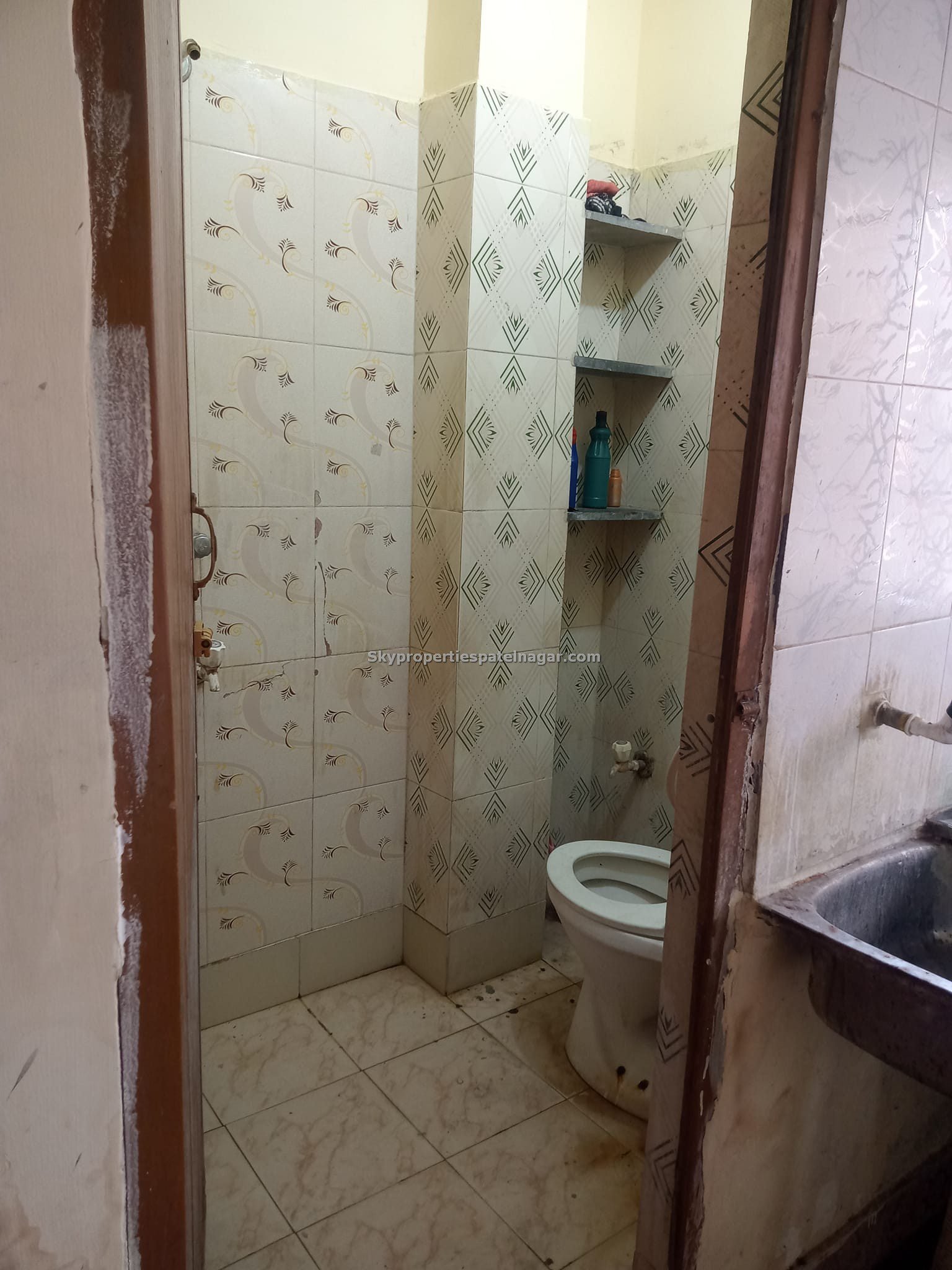 Single Room Near Triumph IAS Delhi