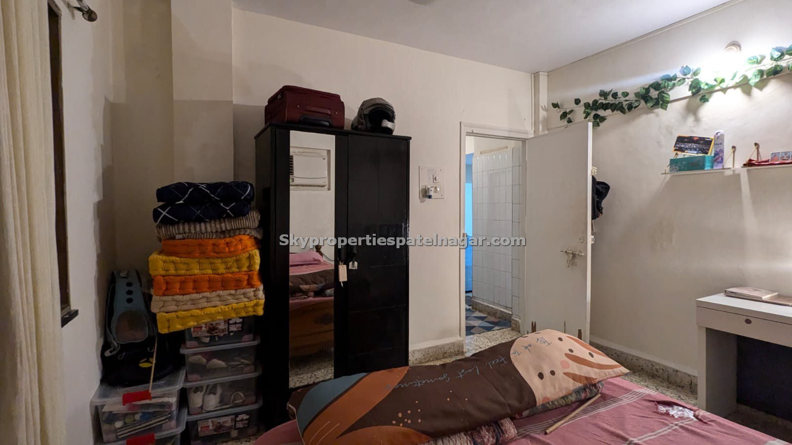 1 BHK Listing In Karol Bagh Delhi