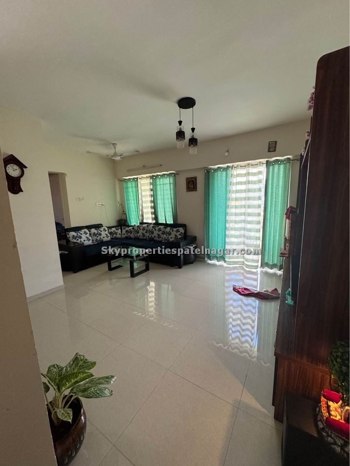 2 BHK Near Karol Bagh Metro Delhi