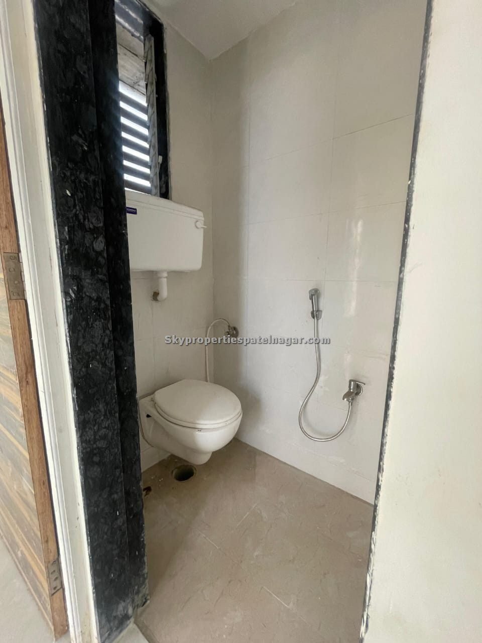 1 Rk With Amenities Near Karol Bagh Delhi