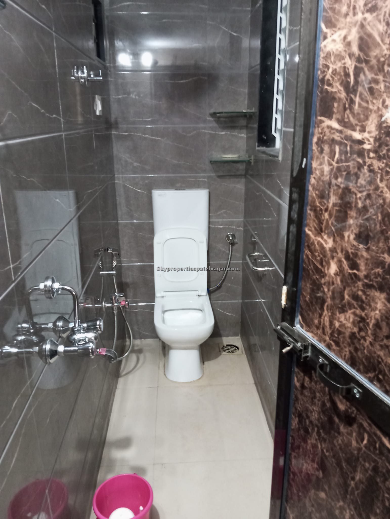 2 BHK With Amenities Near Karol Bagh Delhi