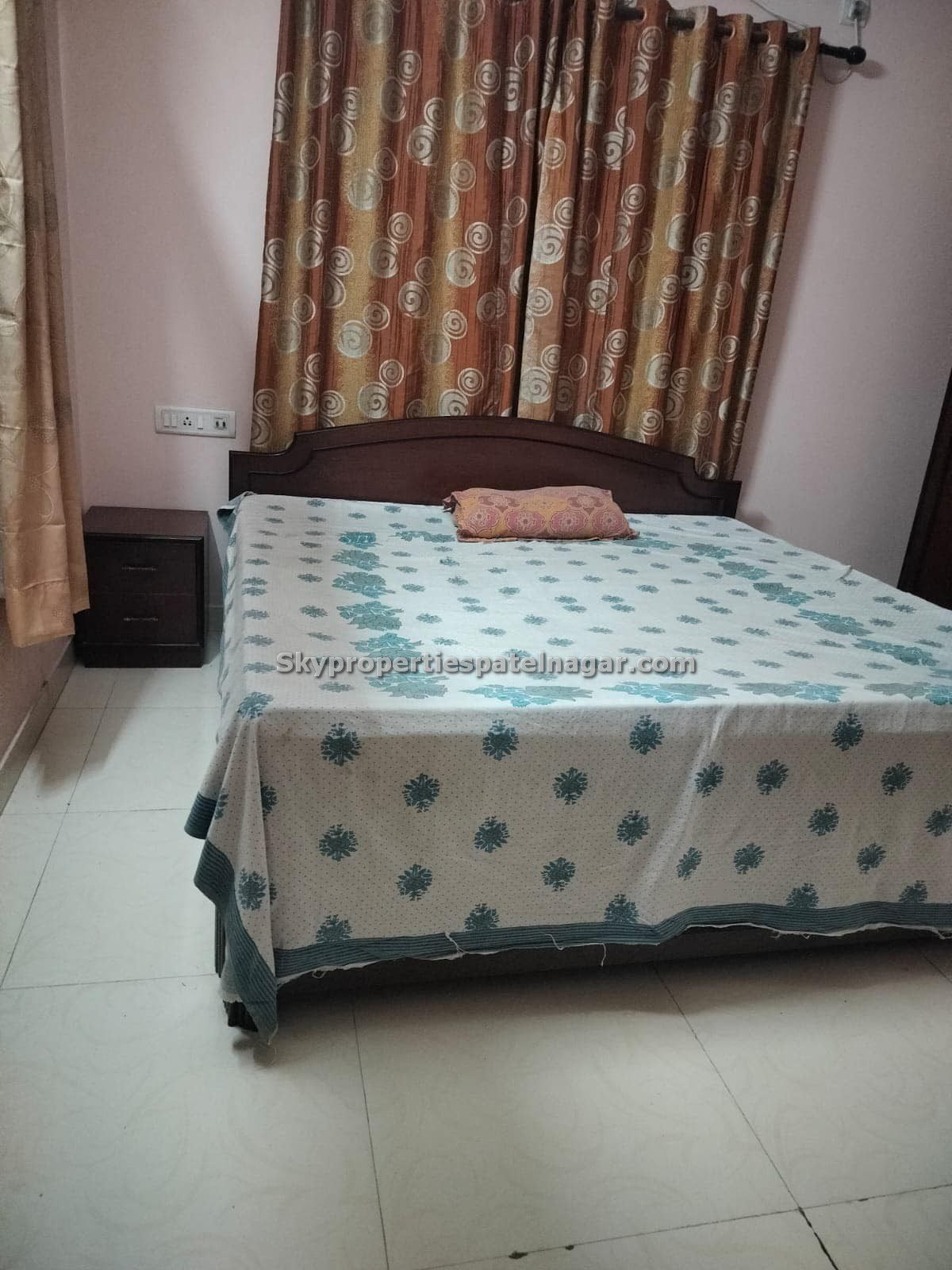 2 BHK Flats for Rent in Patel Nagar Delhi -110008
