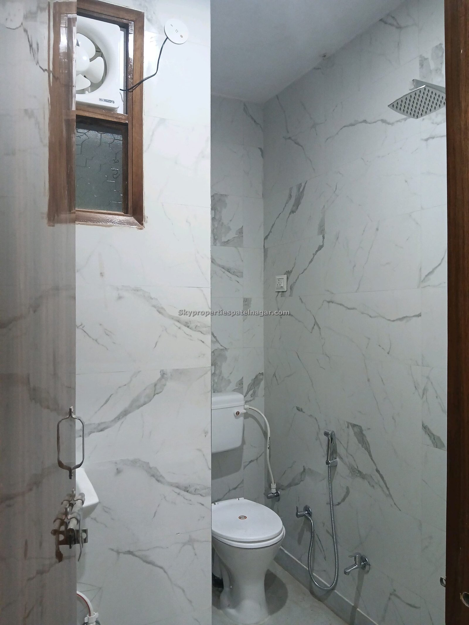 1 BHK for Rent near Patel Nagar Metro Station