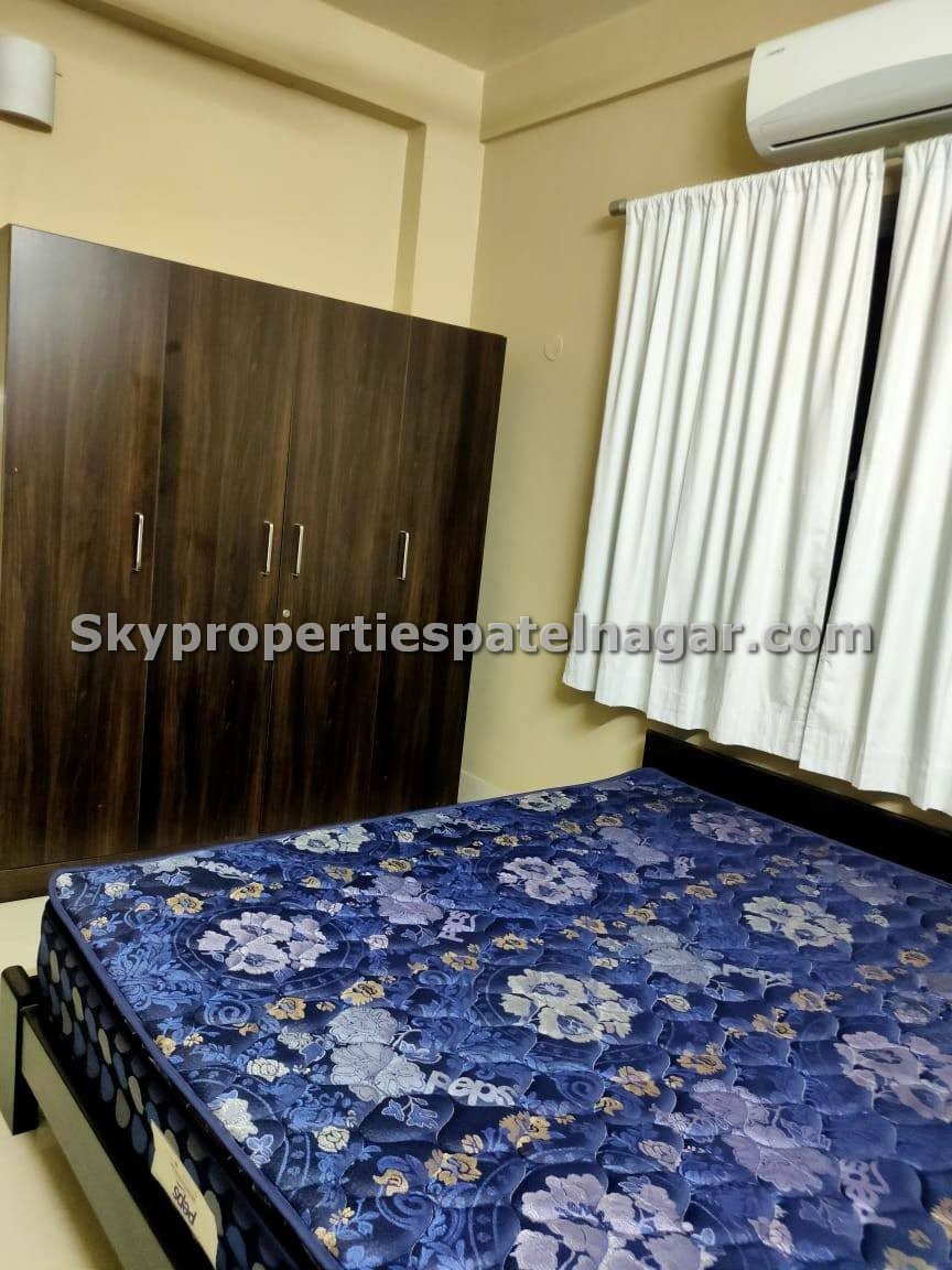 Luxury 1 BHK in Patel Nagar Delhi – Near Market & Metro