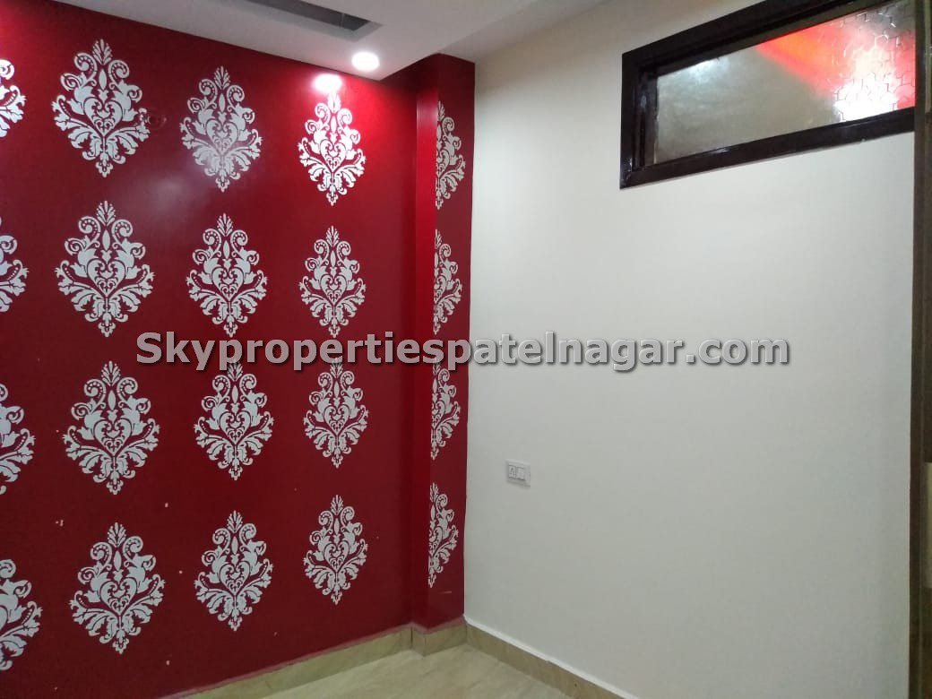 Luxury 1 BHK in Karol Bagh Delhi – Near Market & Metro