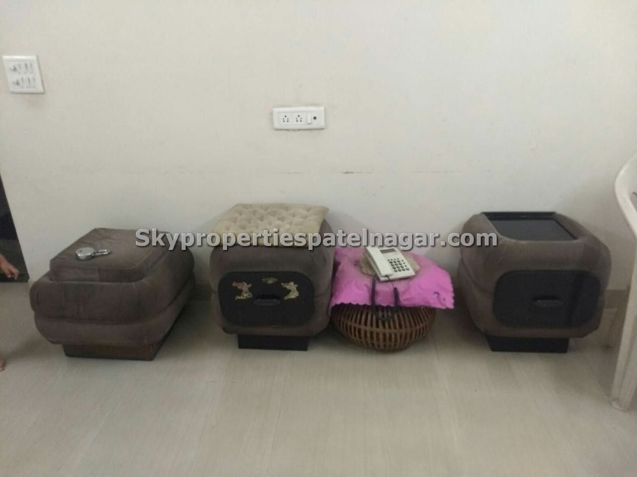 PG Near Metro Station Karol Bagh Delhi – Single/Sharing Available