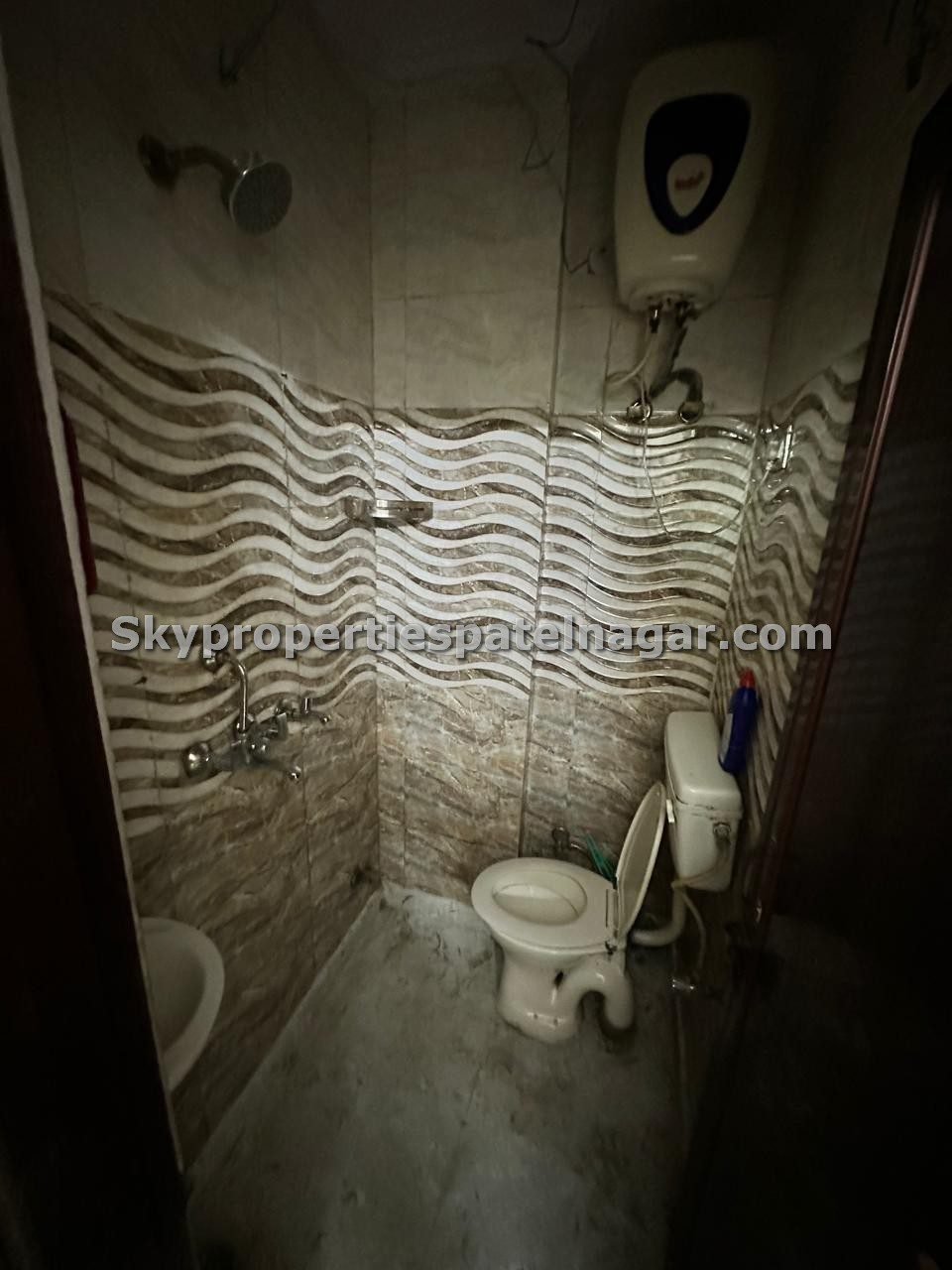 1 BHK Apartment in West Patel Nagar for Rent