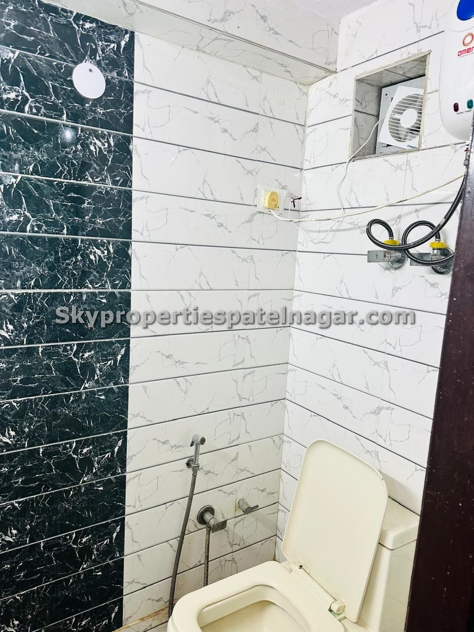 1 Rk Near Patel Nagar Delhi