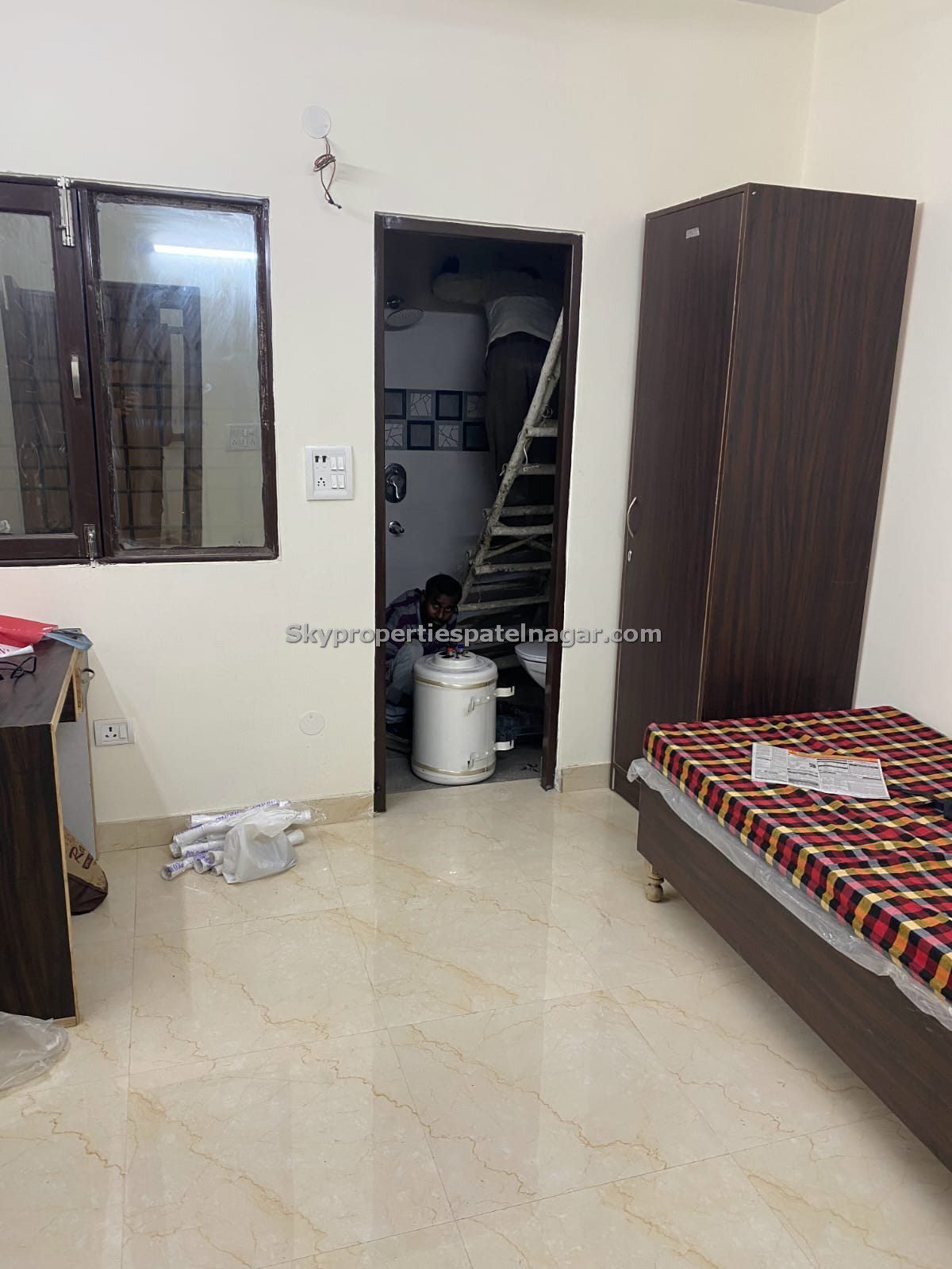 ₹4500 Cheapest PG in Karol Bagh Delhi Near Rajender Nagar & Patel Nagar