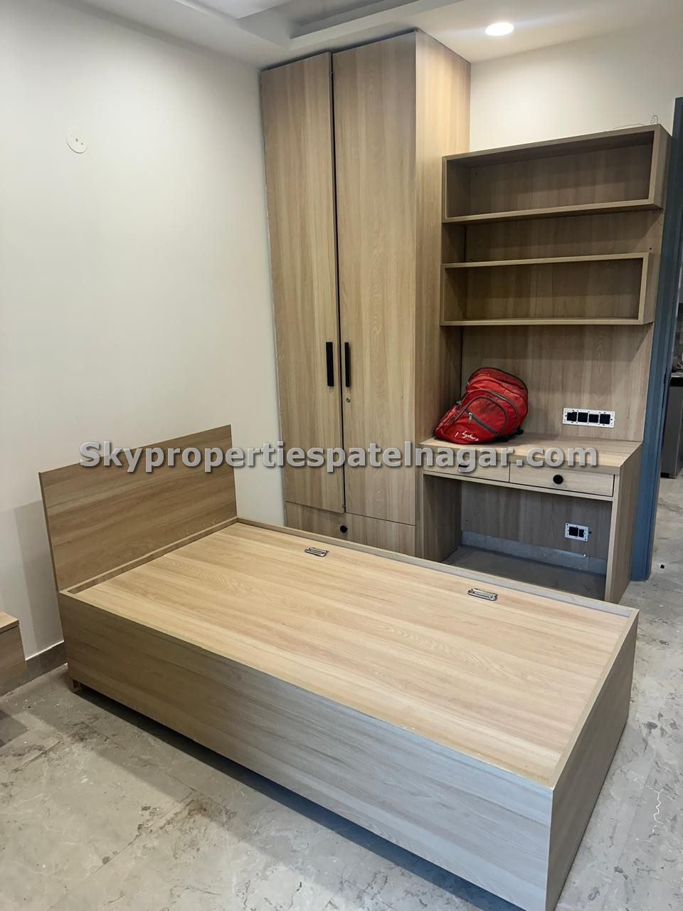 Safest & Cheapest PG Room For Boys In Karol Bagh Delhi