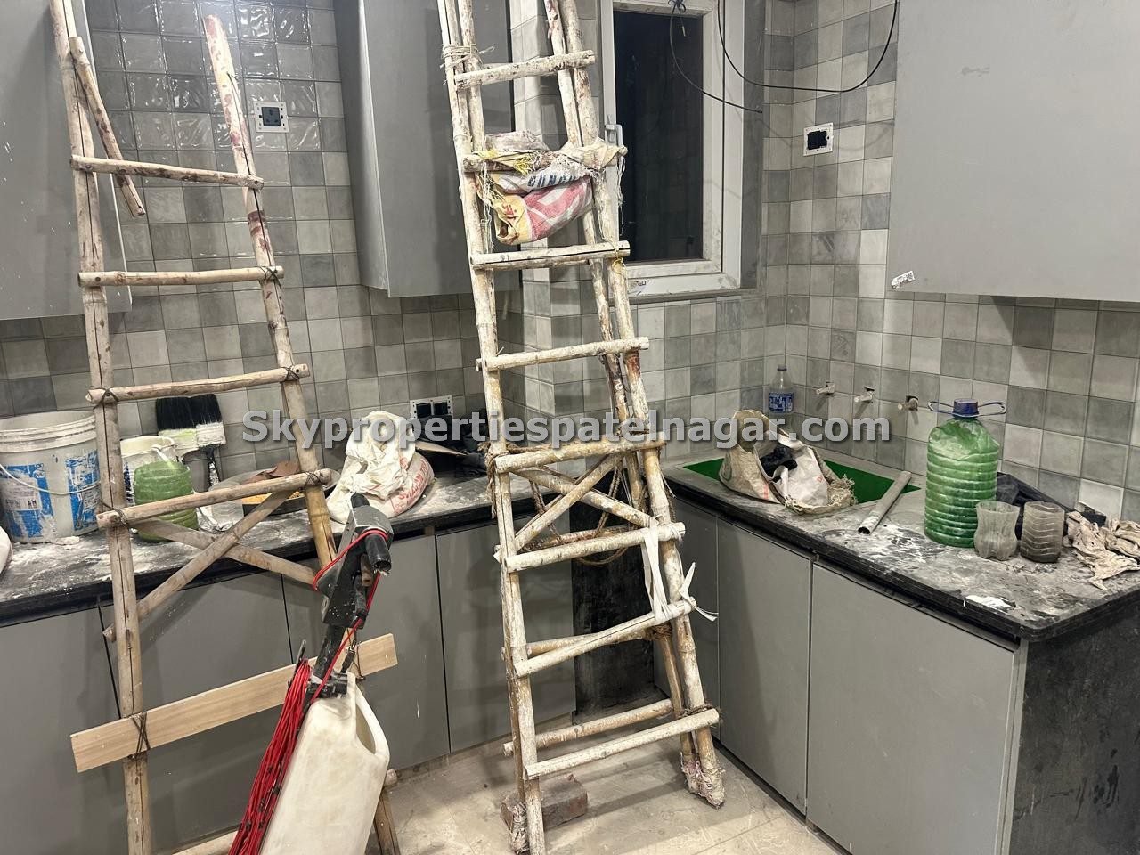 Safest & Cheapest PG Room For Boys In Karol Bagh Delhi