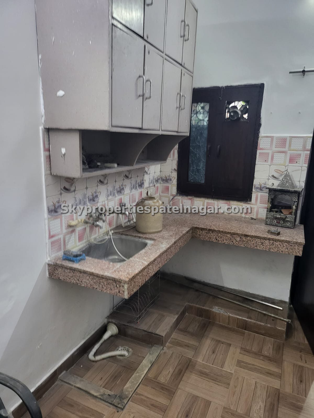 Book a Single Room in Patel Nagar Central Delhi Accommodation