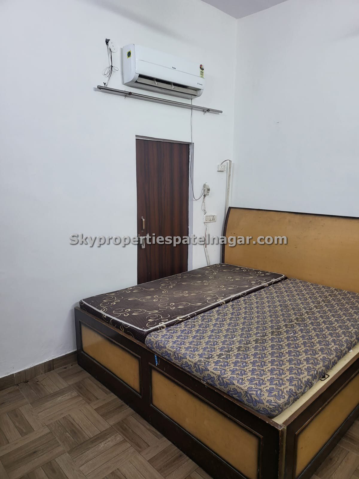 Book a Single Room in Patel Nagar Central Delhi Accommodation