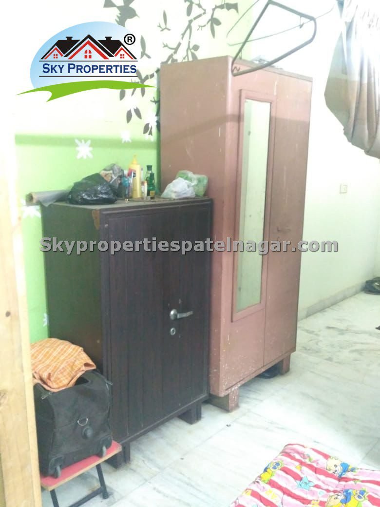 Pg in Rajendra place Delhi near coaching centre